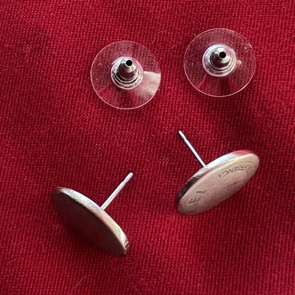 CHANEL * Made in France* Brushed Silver Disk Earrings - Picture 4 of 8